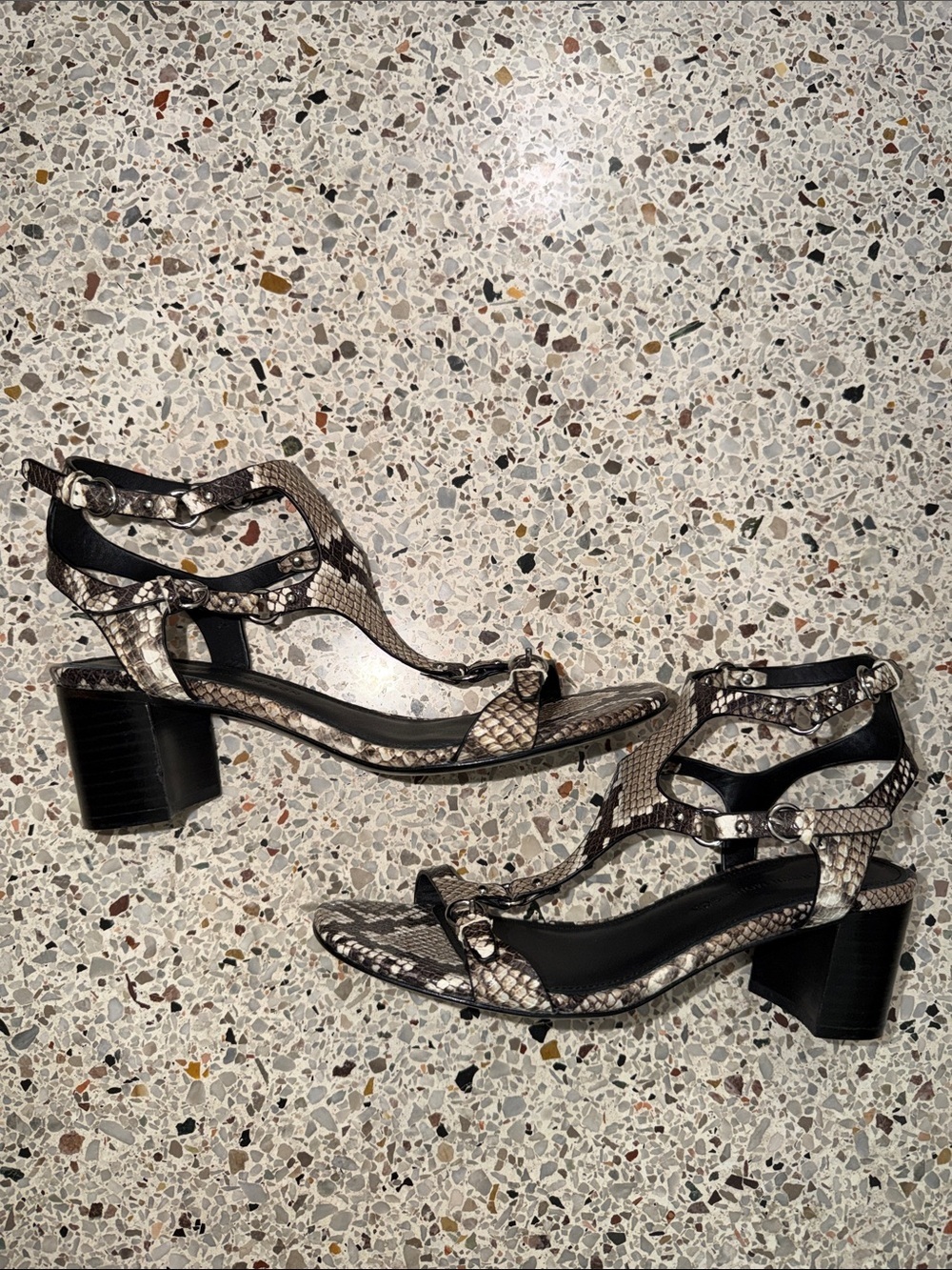 Sigerson Morrison Haven sandal snakeskin black heel 37 US 7